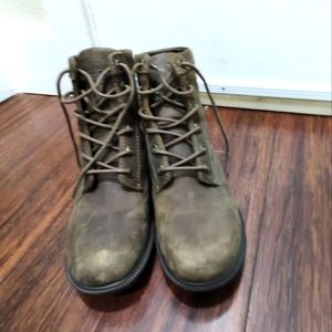 Kodiak boots, size 9, brown